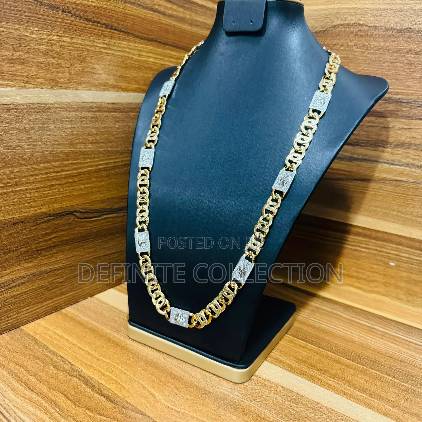 Top Quality NECKLACE