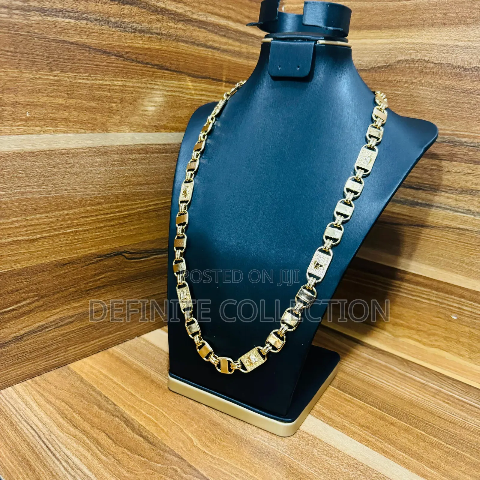 Top Quality NECKLACE