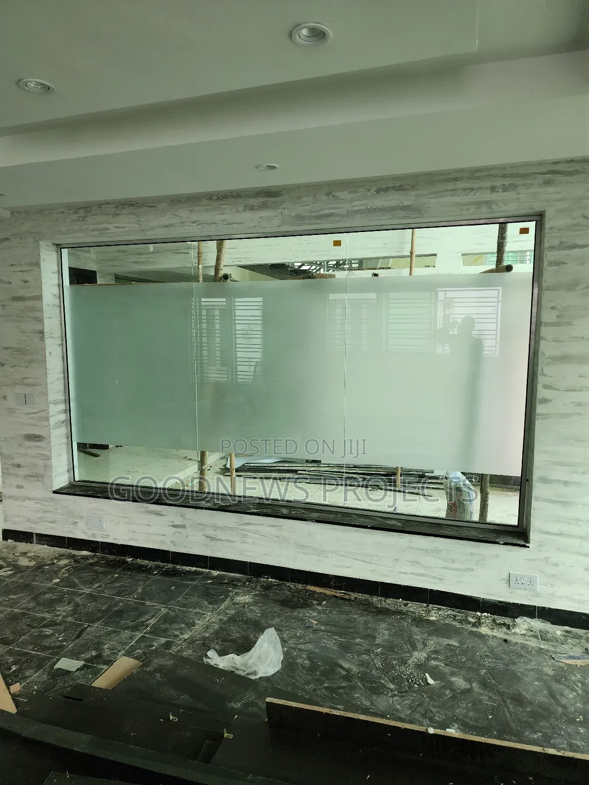 Sitting Room Glass Partition