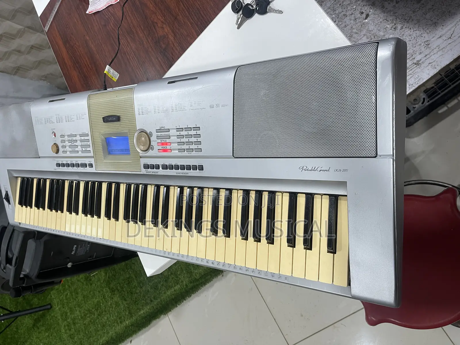 DGX 205 Yamaha Portable Piano Keyboard