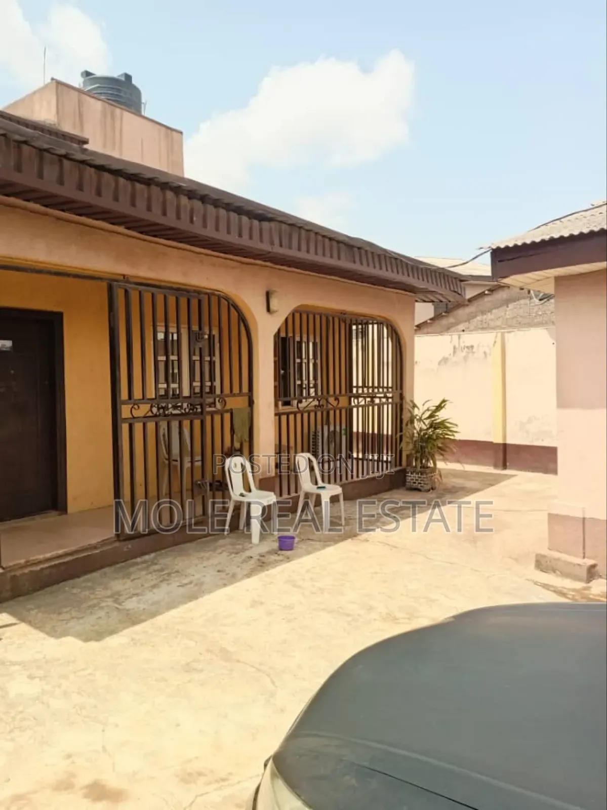 3bdrm Block of Flats in Unity Estate, Egbeda / Egbeda for sale