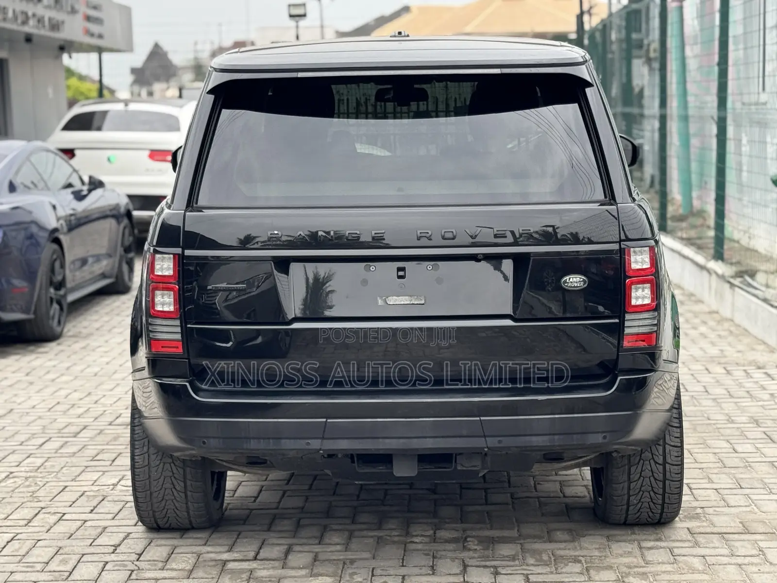 Land Rover Range Rover Vogue 2014 Black