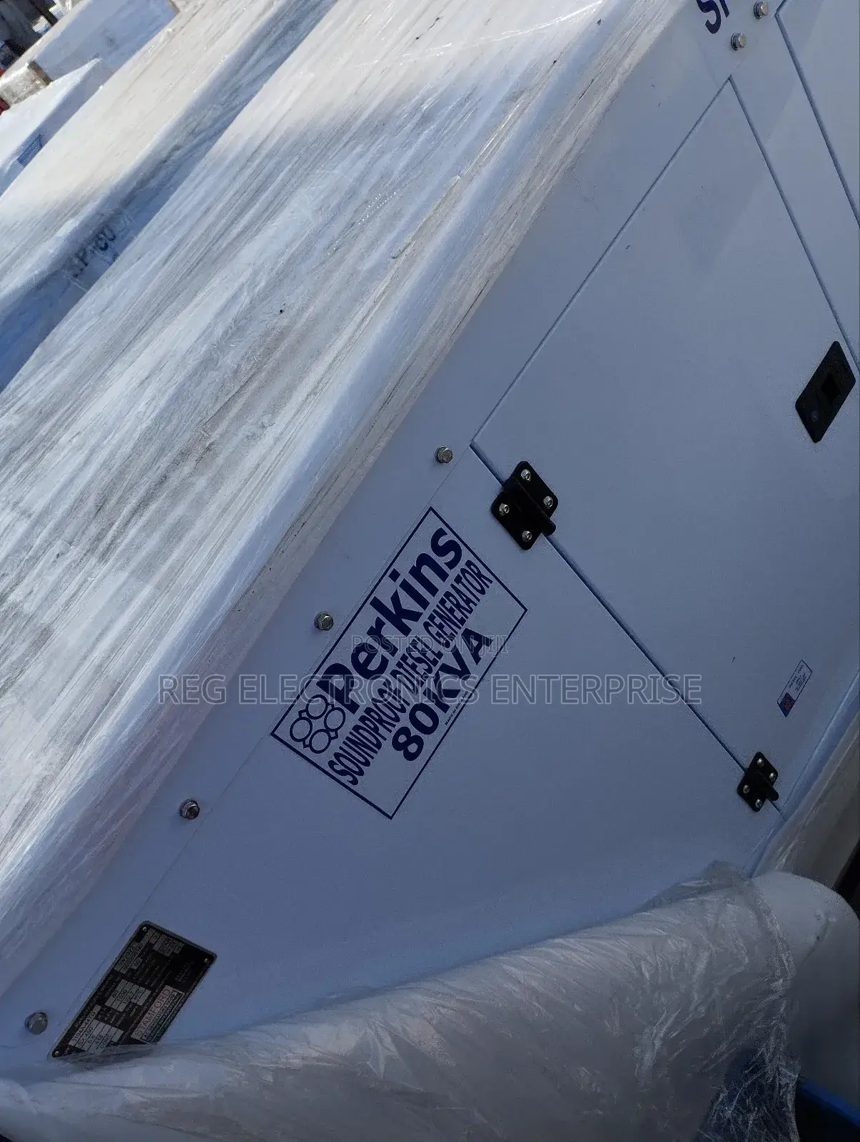 80 Kva Diesel Perkins Soundproof