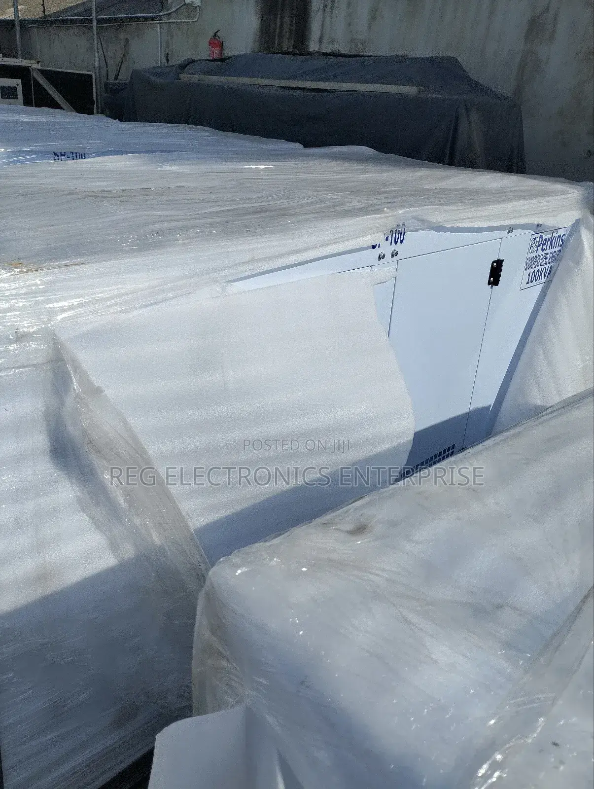 100 KVA Perkins Soundproof Generator Diesel