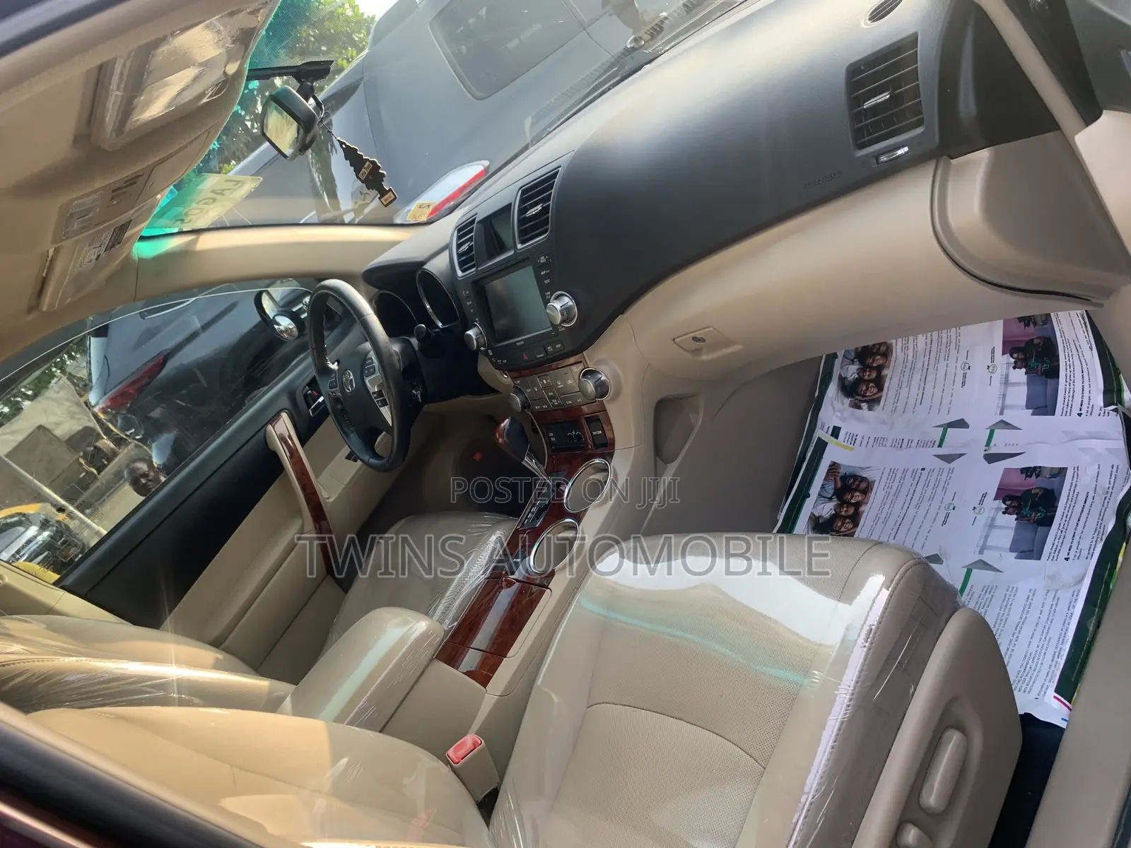 Toyota Highlander Limited 2012 Red