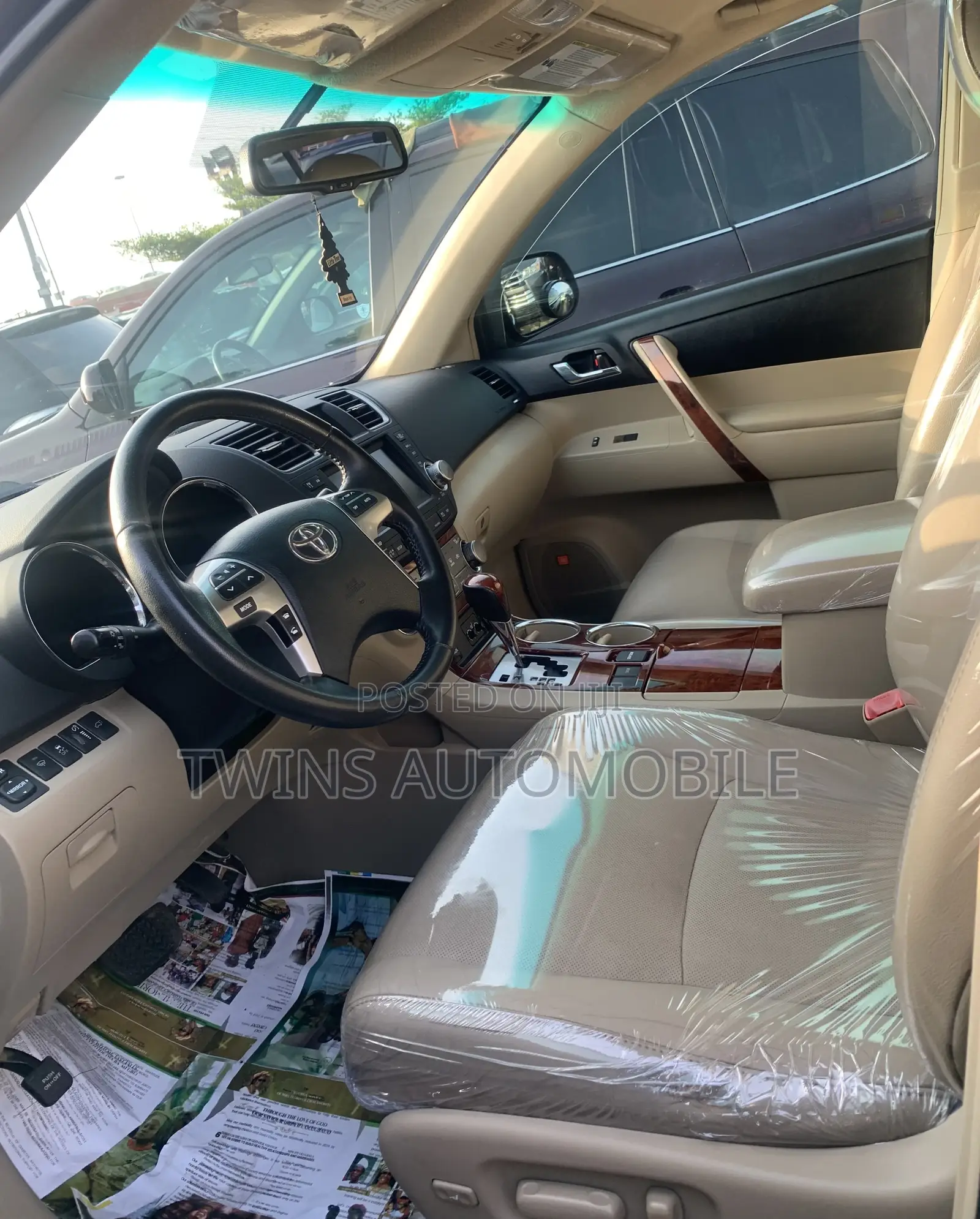 Toyota Highlander Limited 2012 Red