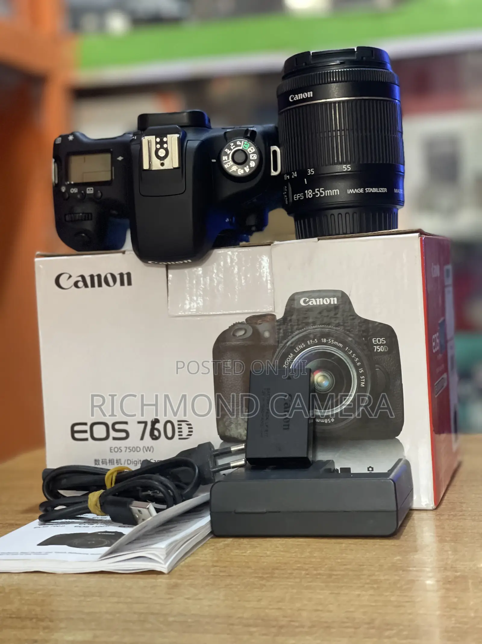 Canon 760D Digital Camera