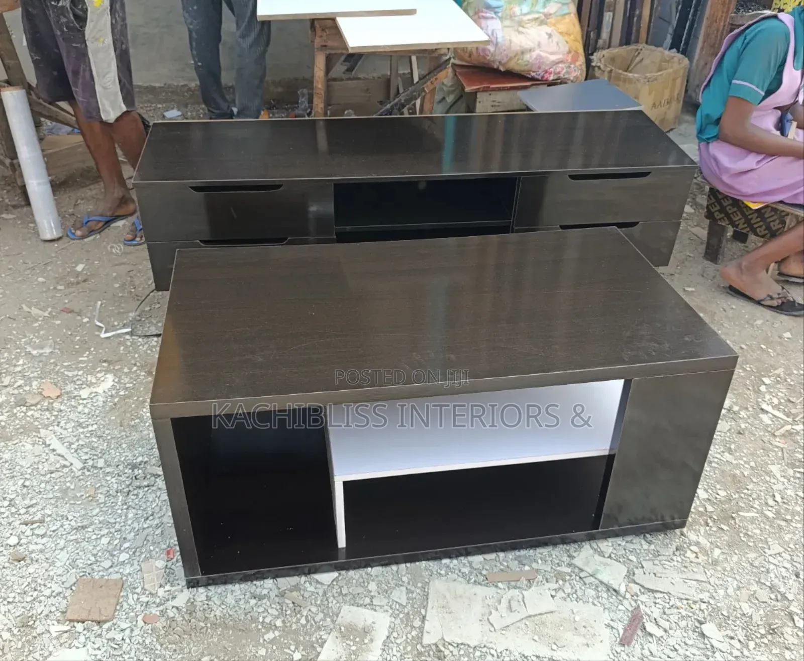 Exclusive Tv Stand and Center Table