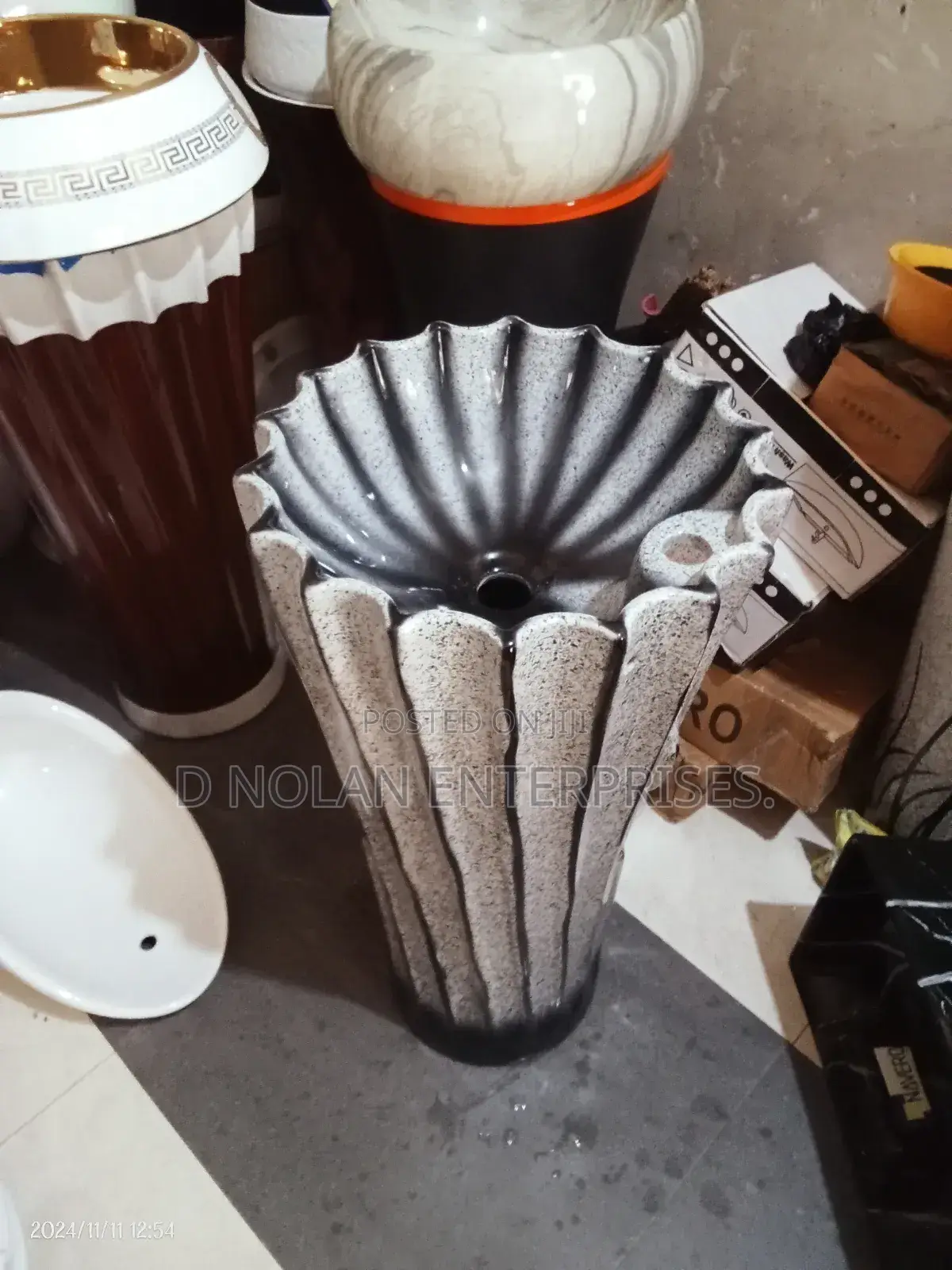 Colours Standing Pedestal Basin