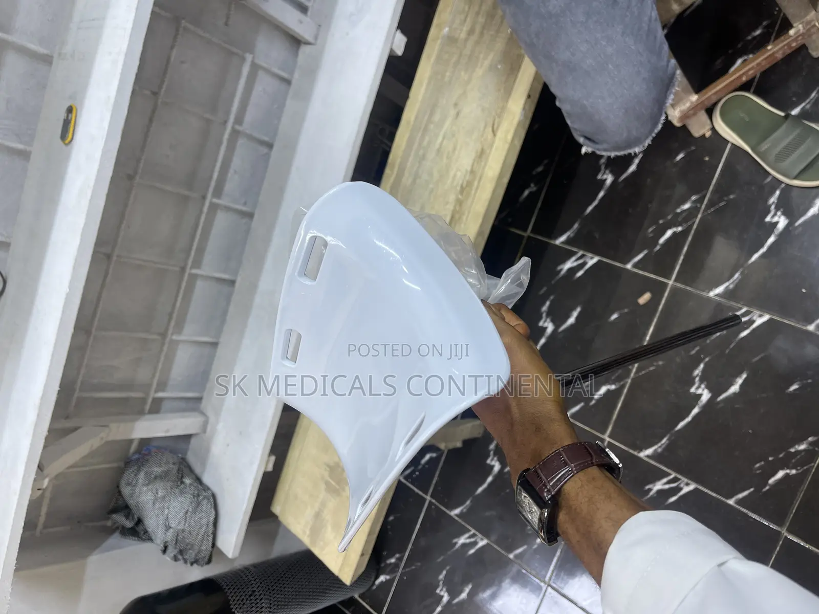 Delivery Bed Stirrups