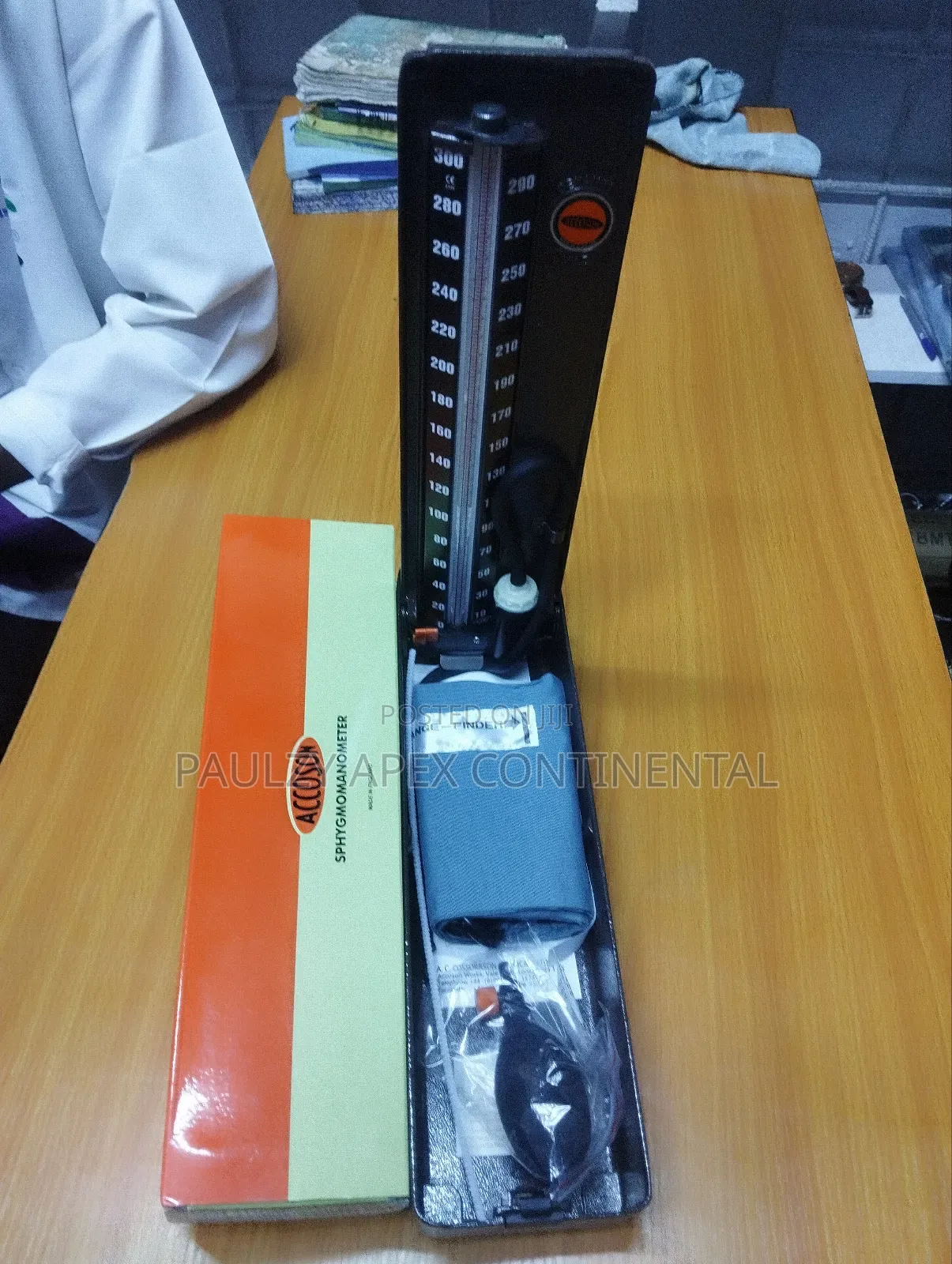 Accoson Sphygmomanometer