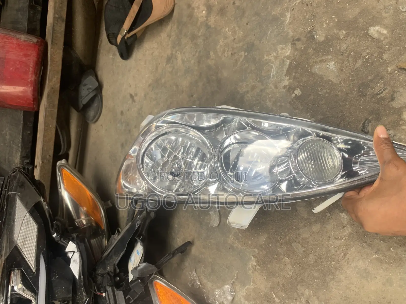 Headlight Camry 2005  Available