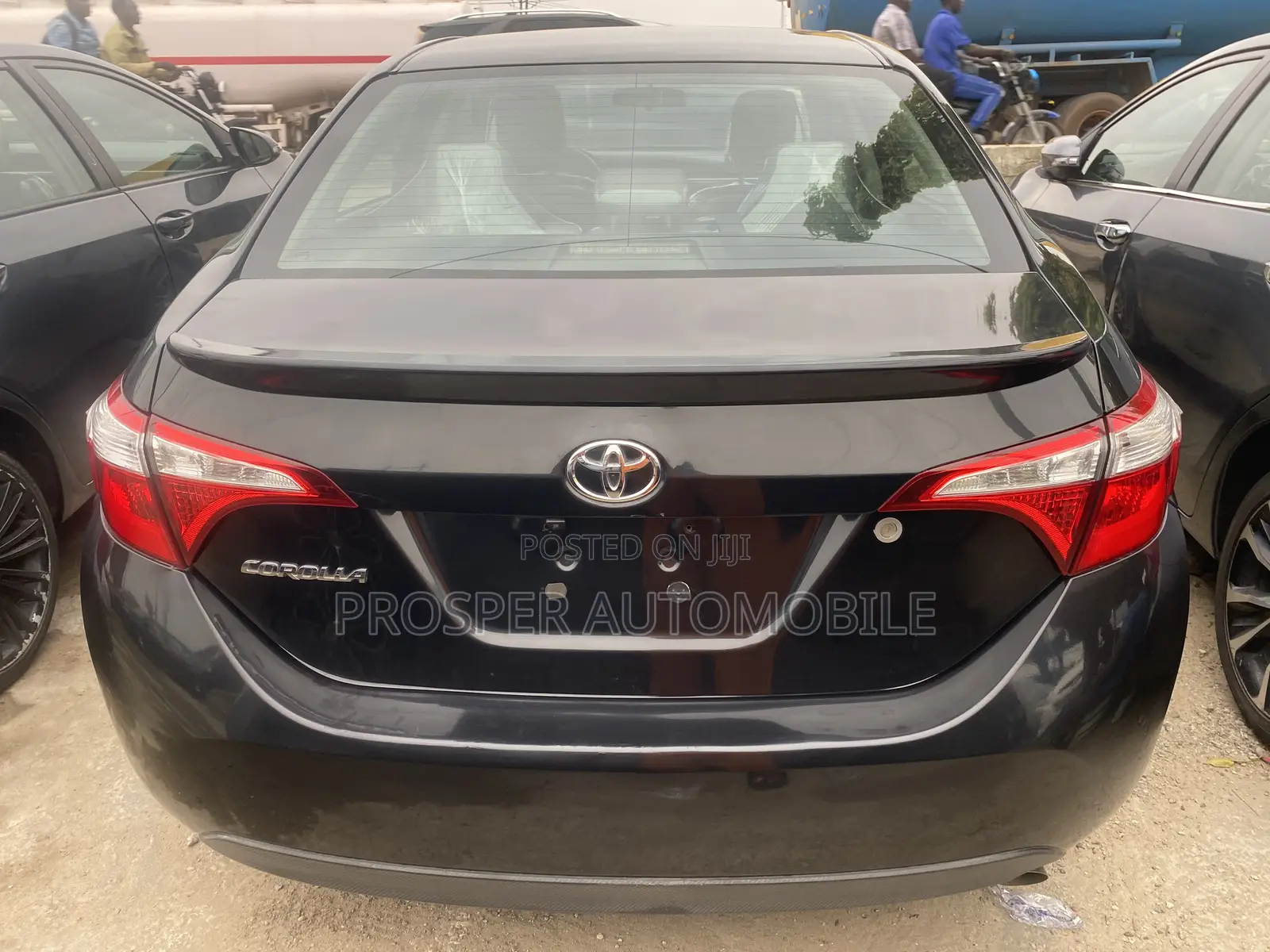 Toyota Corolla 2015 Black