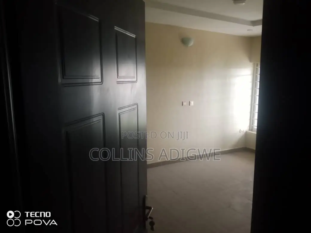 3bdrm Apartment in Abraham Adesanya for sale
