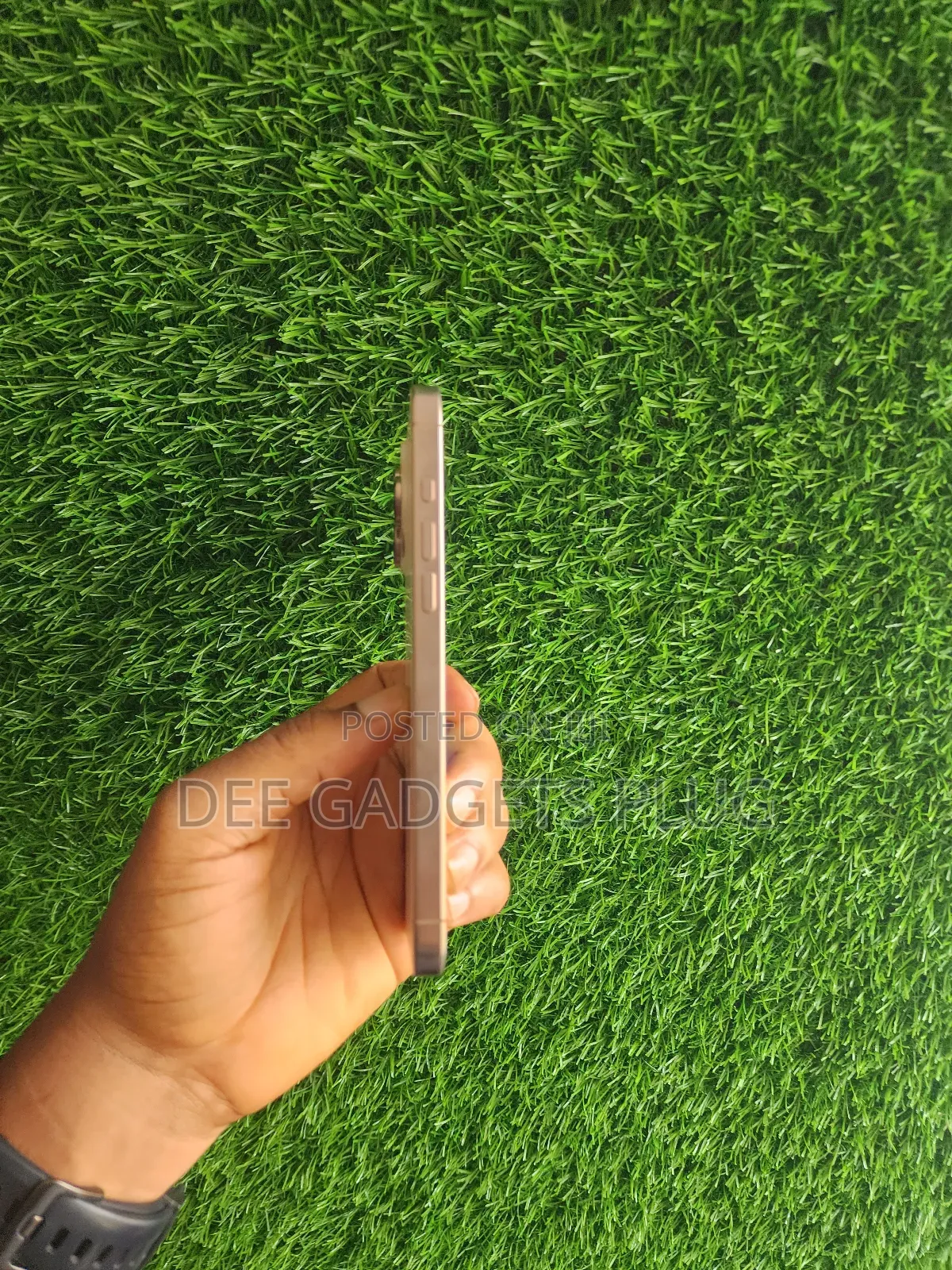 Apple iPhone 16 Pro Max 256 GB Gold