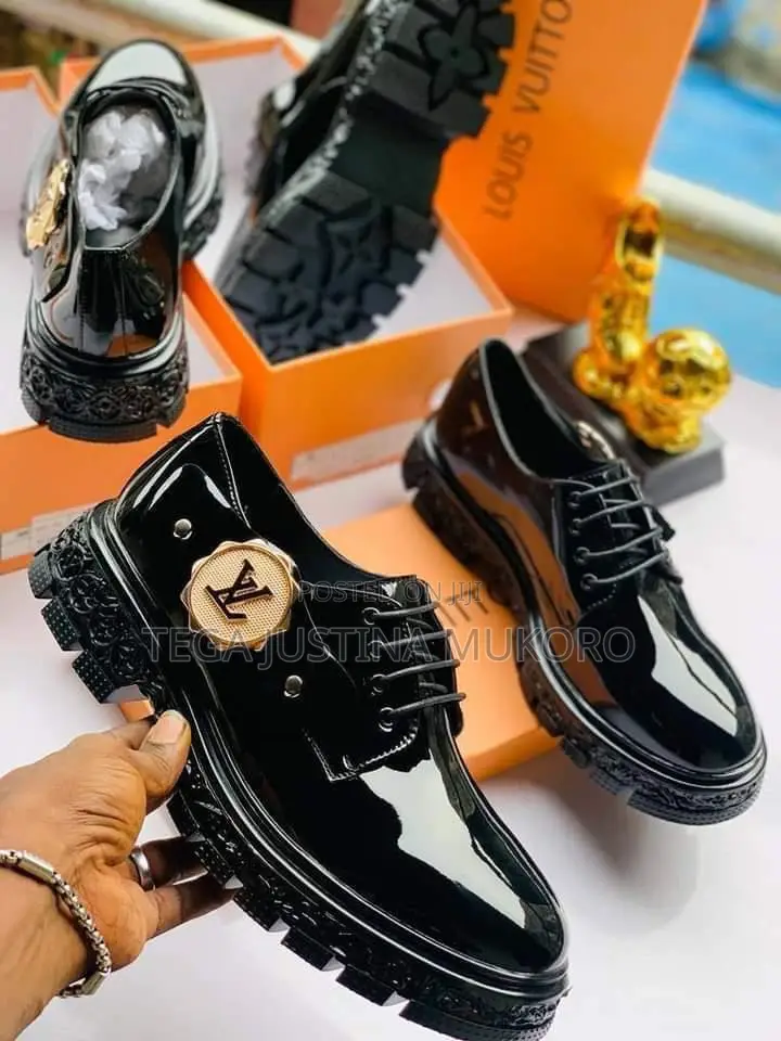 Classic Louis Vuitton Men's Shoes