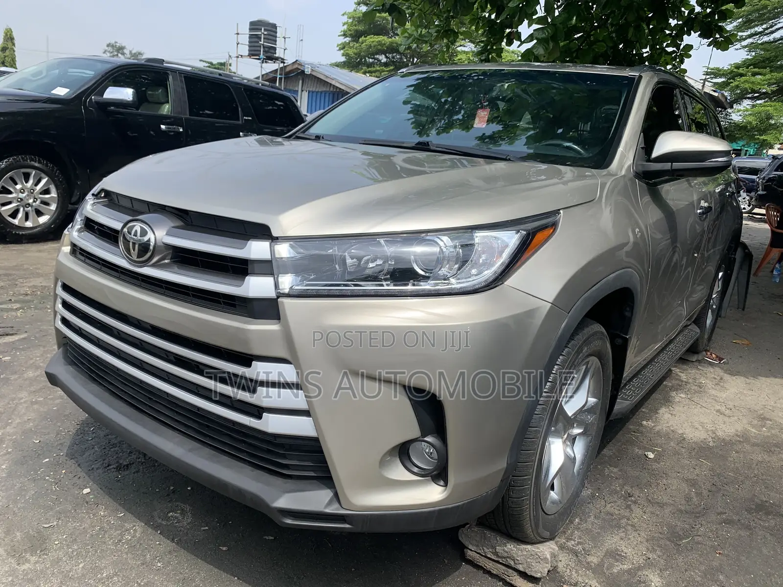 Toyota Highlander 2016 Gold