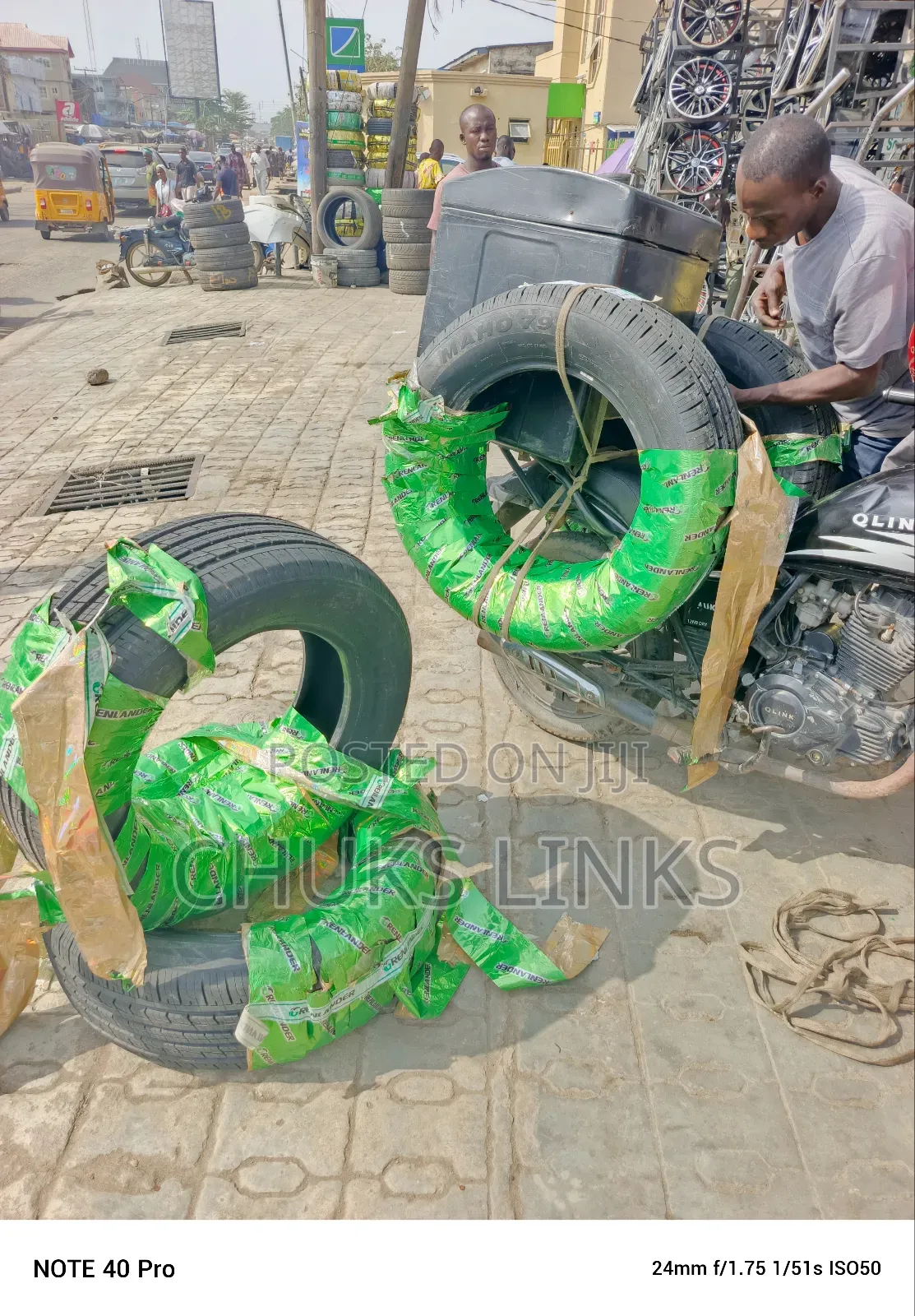 265/60r18 Tire