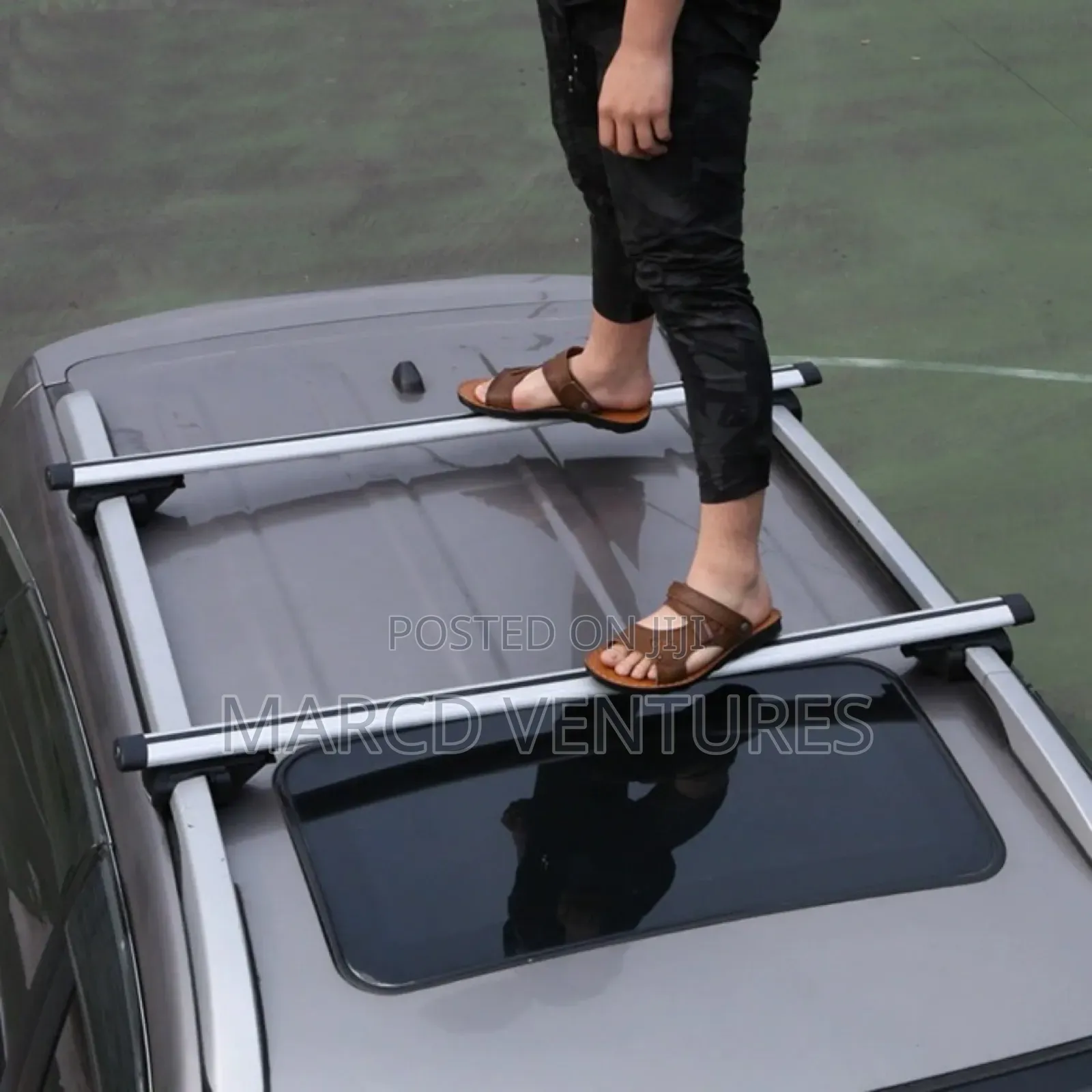 Universal Roof Rail Rack