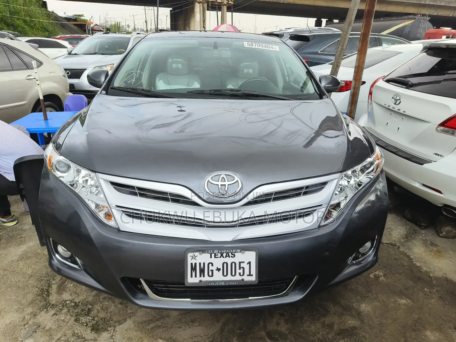 Toyota Venza V6 AWD 2011 Gray