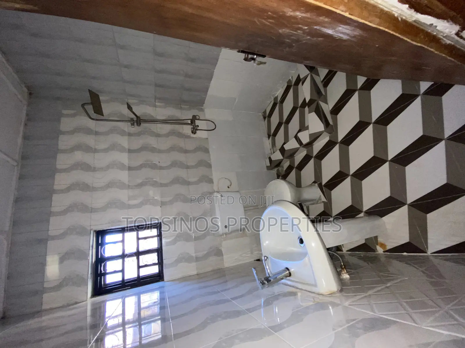 2bdrm Bungalow in Dawaki for rent
