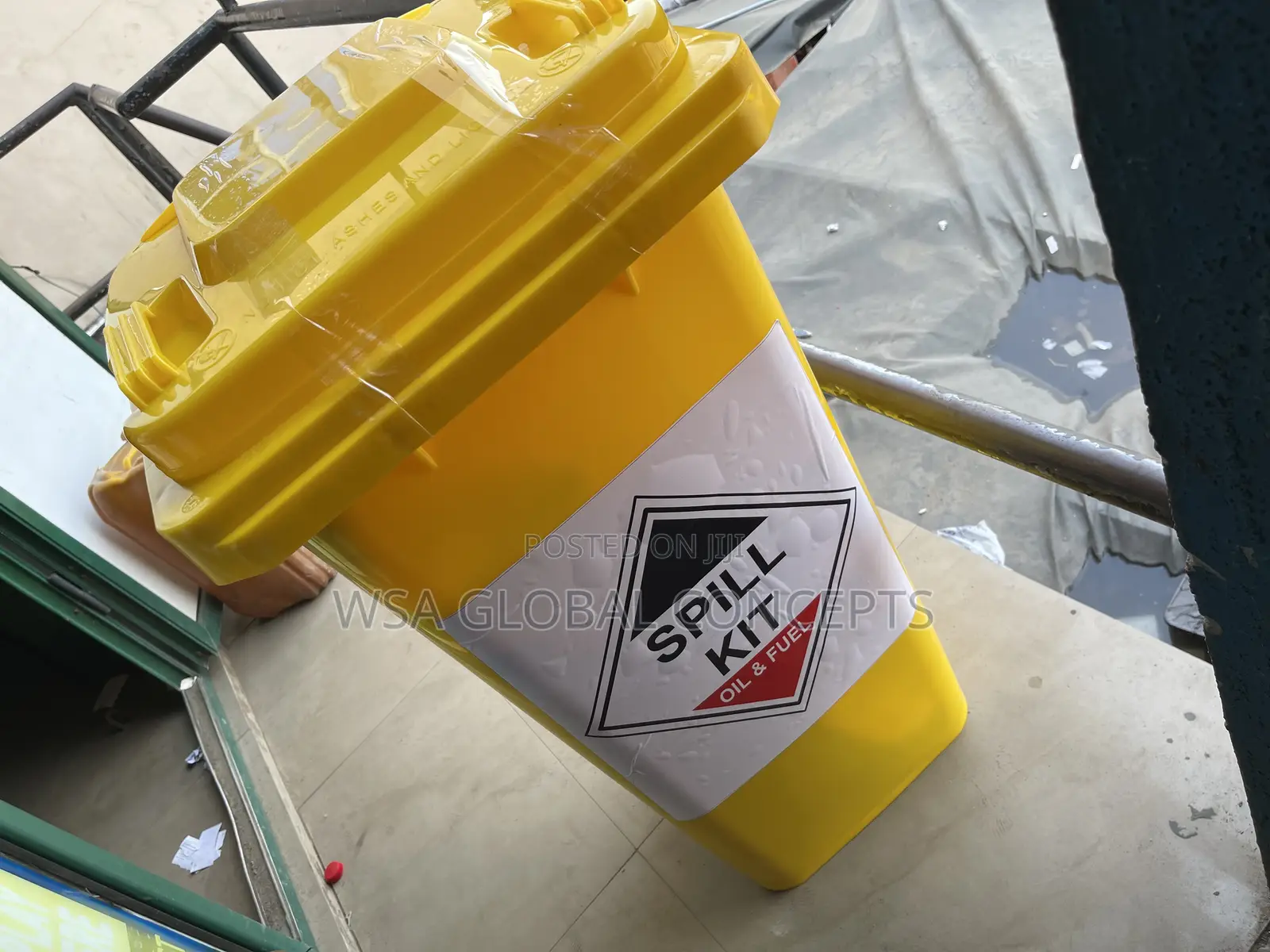 120 Liters Safety Wheel Bin With Oil Spill Kits