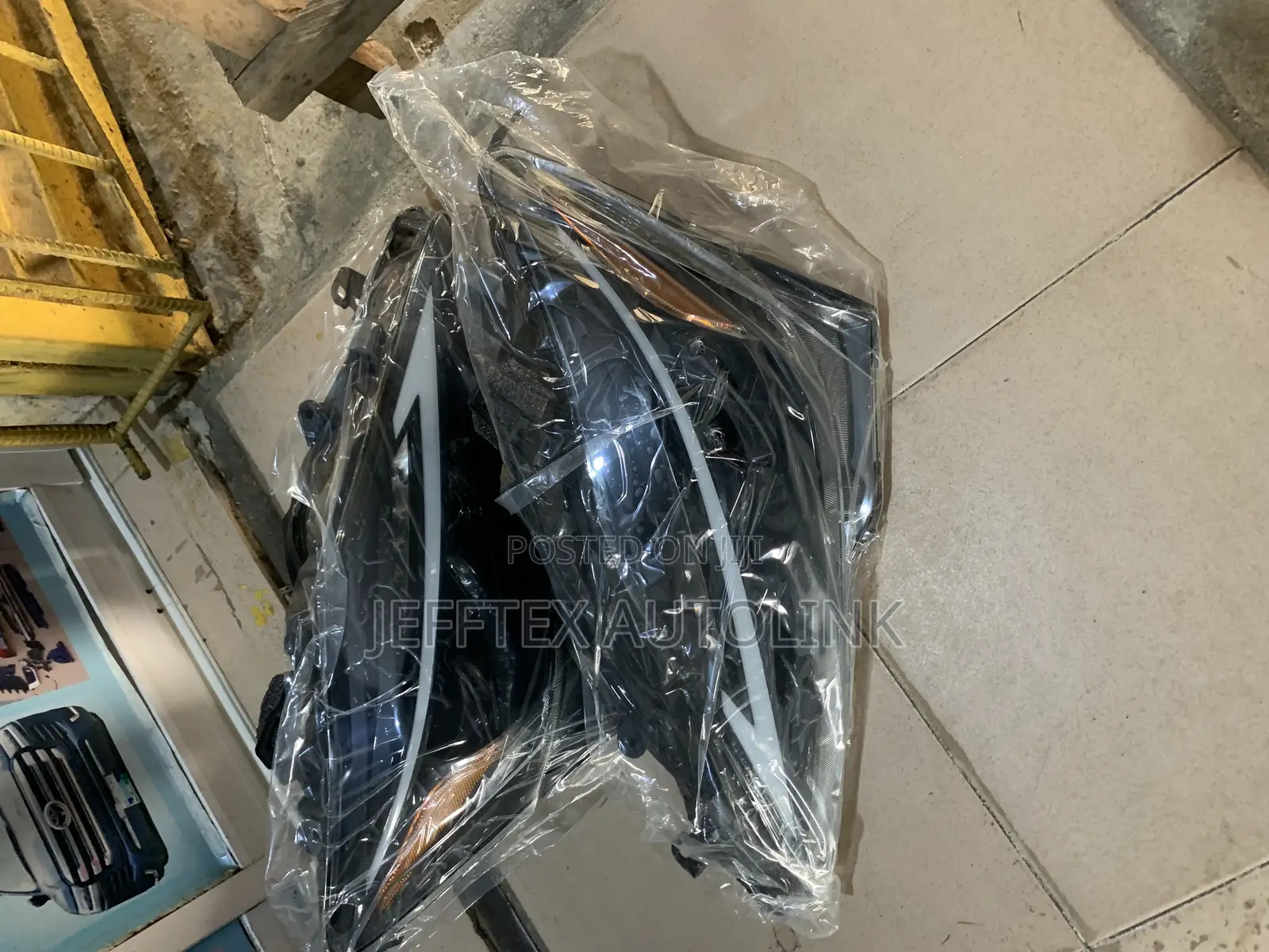 Direct New Design Headlamp for IS250 2022 Lastest Model