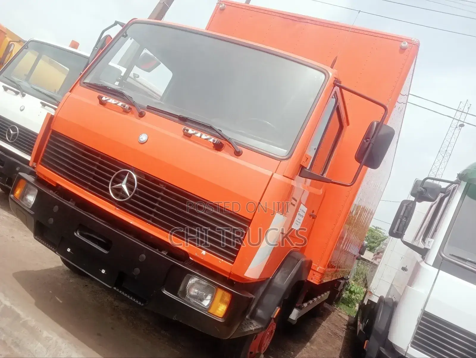 814 Cargo Truck