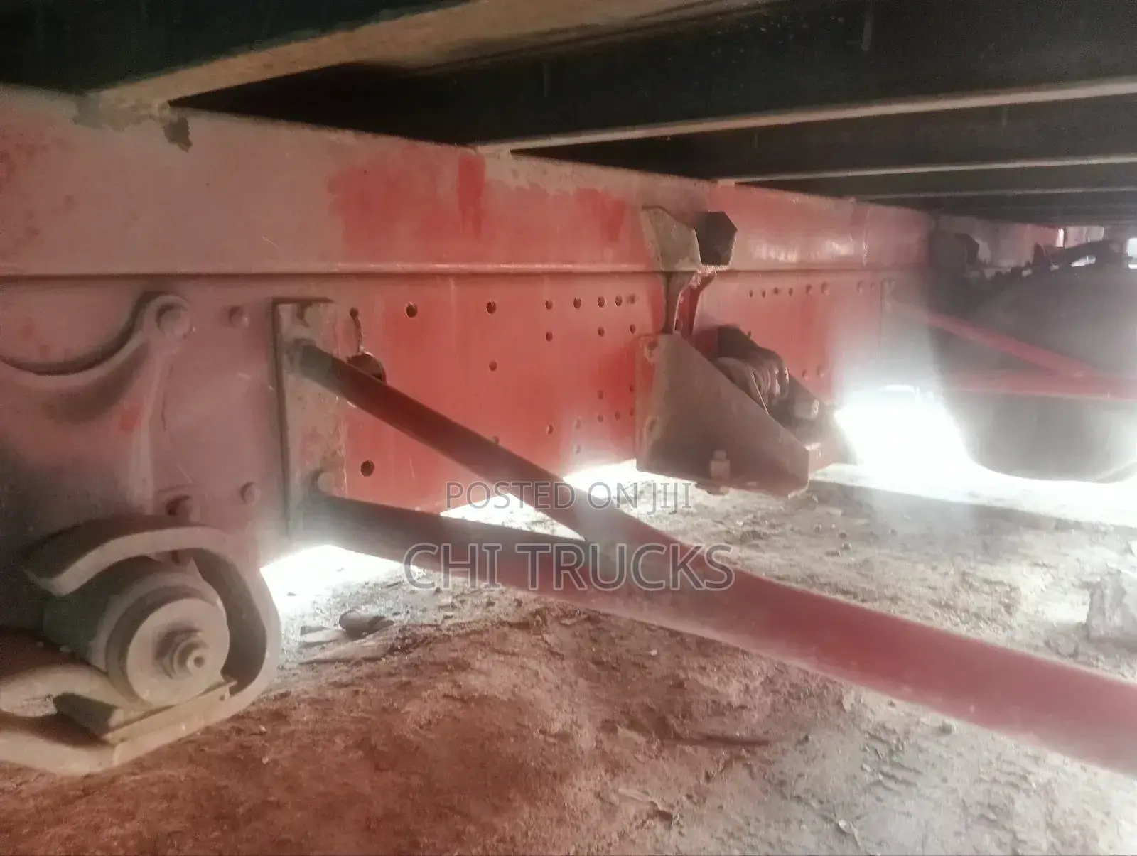 814 Cargo Truck