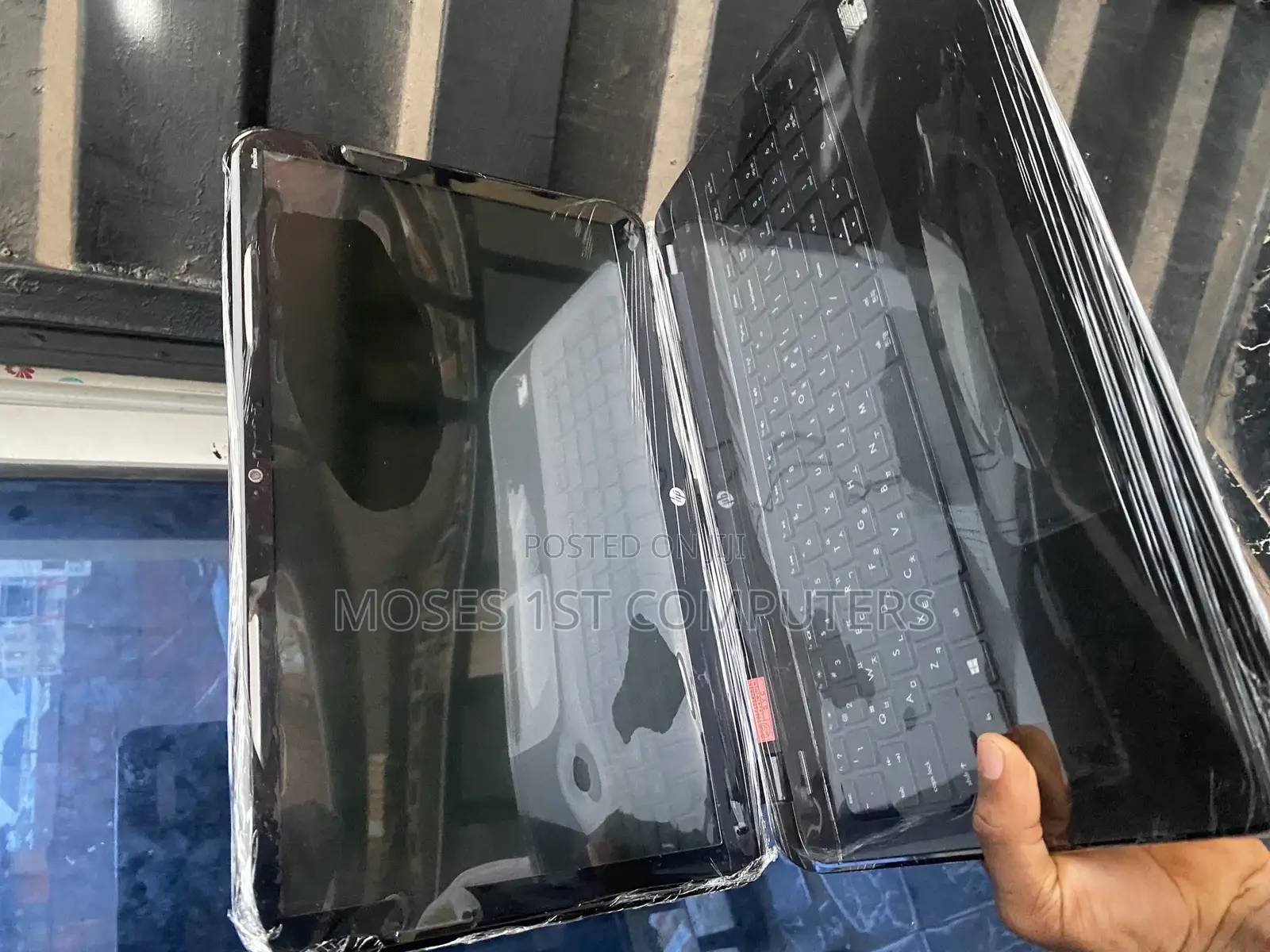 New Laptop HP 4GB Intel HDD 500GB