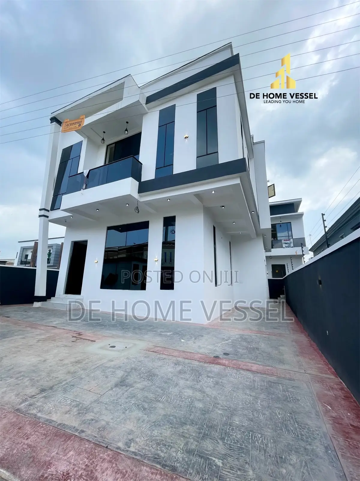 5bdrm Duplex in Ajah for sale