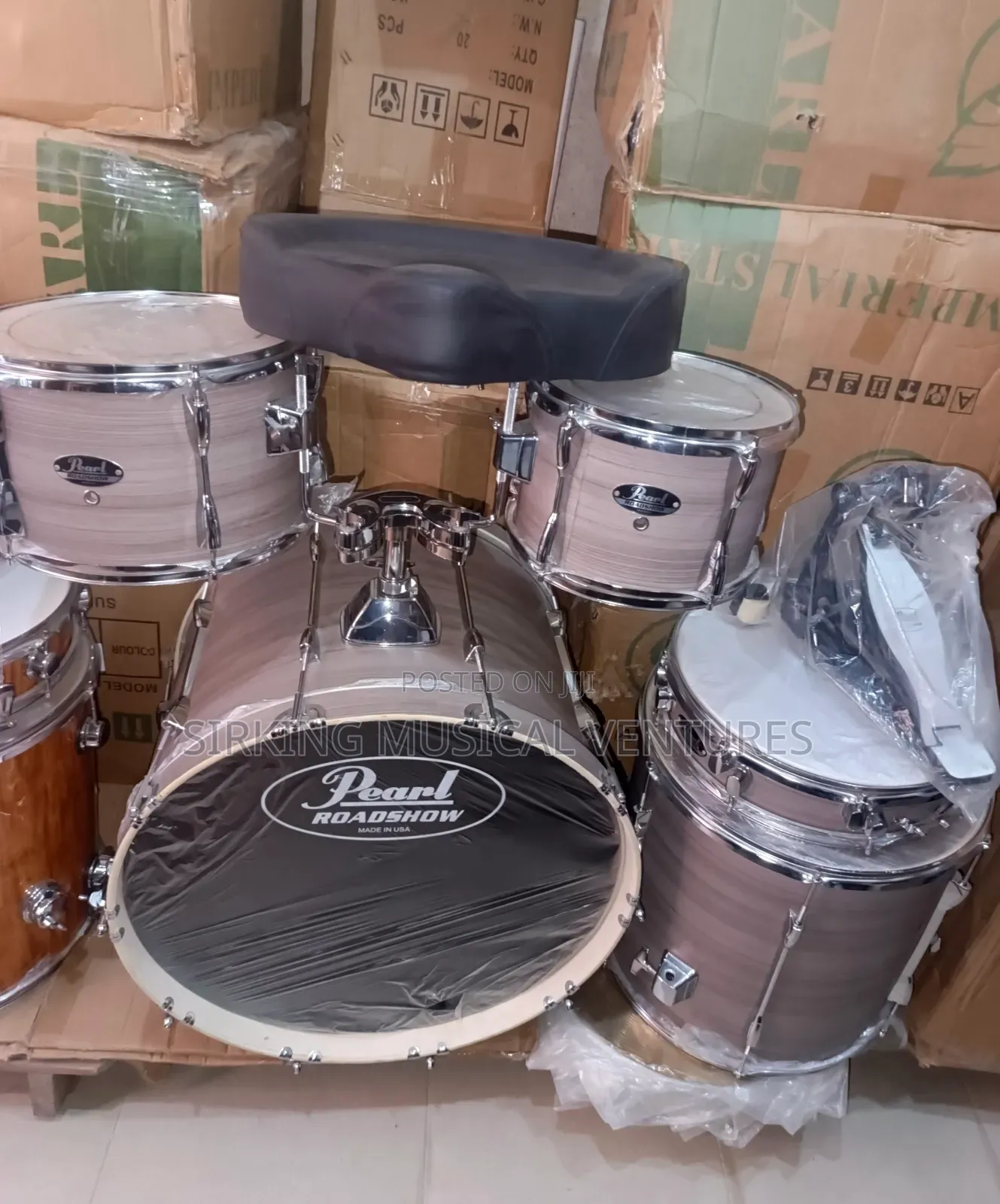 Pearl Roadshow With Power Lux and Single Pool 5sets