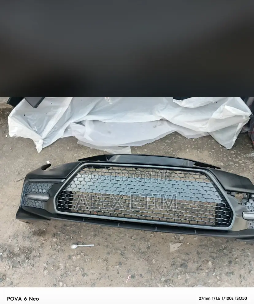 Complete Bumper Corolla 2020 Available as Seen SE