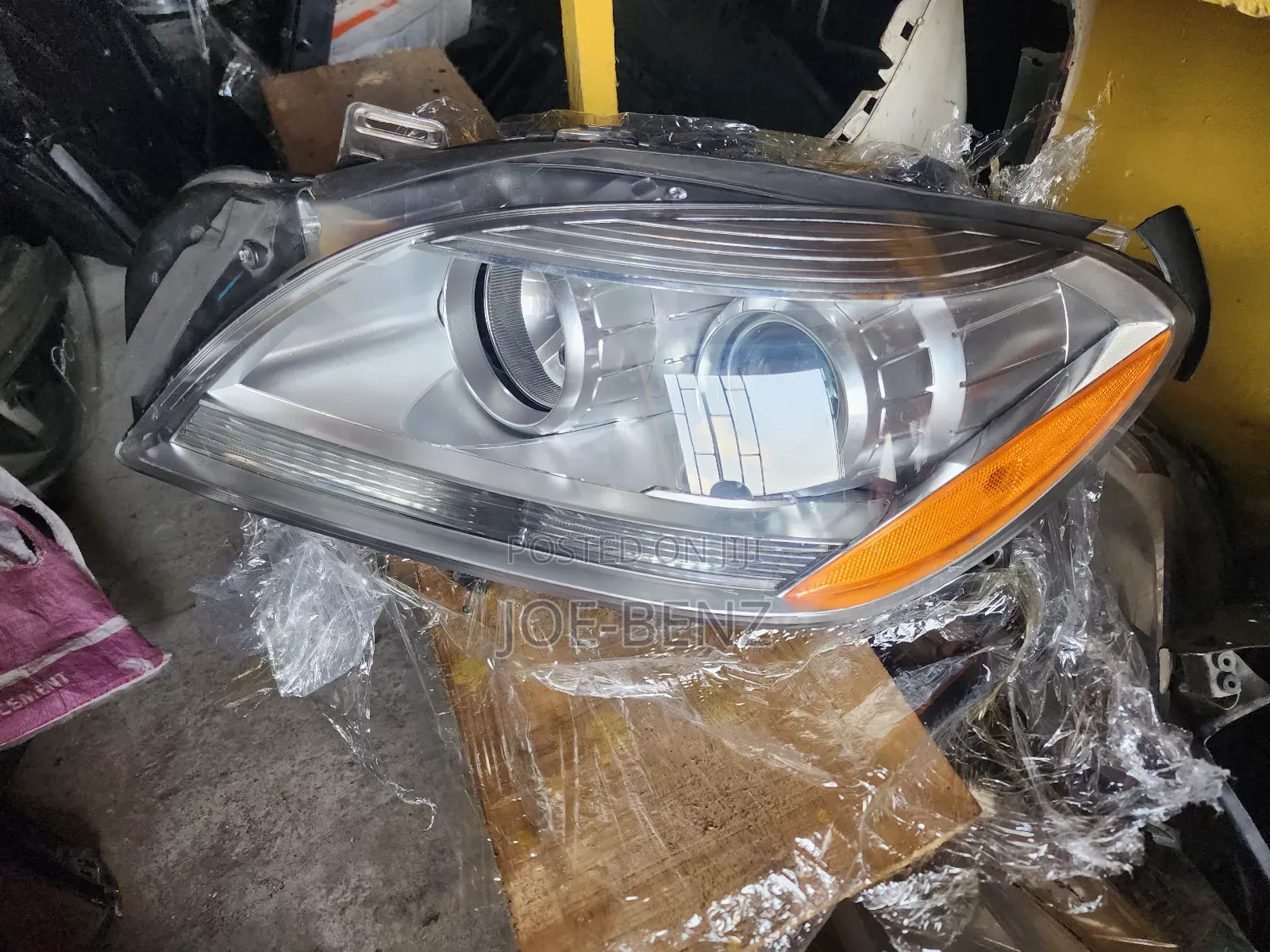 ML350 2013 Left Side Headlight