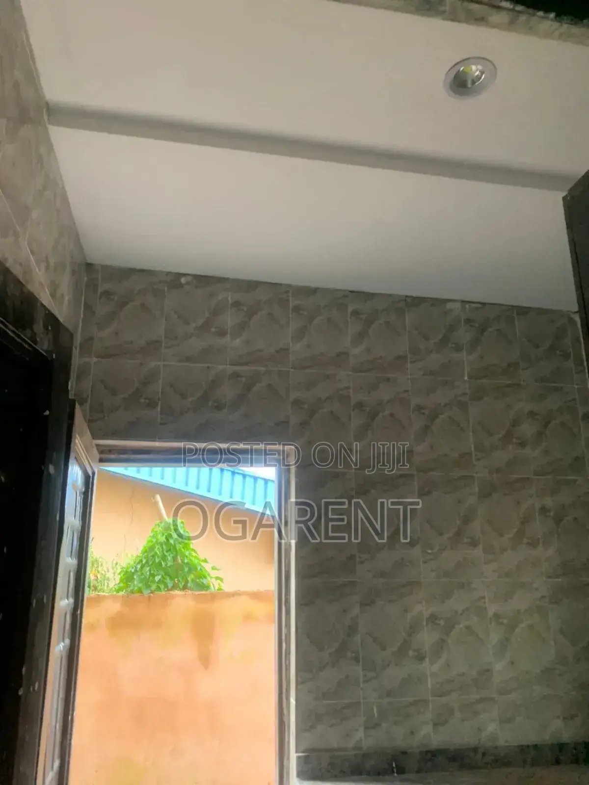 Furnished 2bdrm Apartment in Airport Road, Benin City for rent