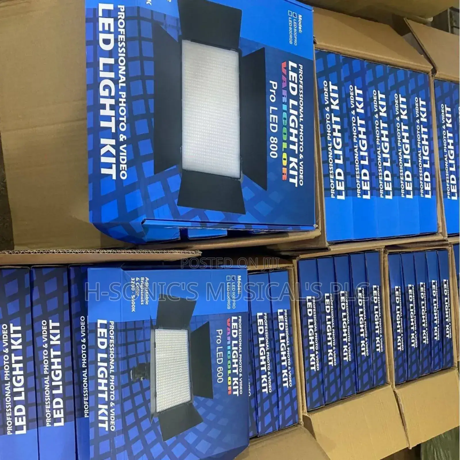 Professional PRO Led-600 Photo and Video LED Light KIT