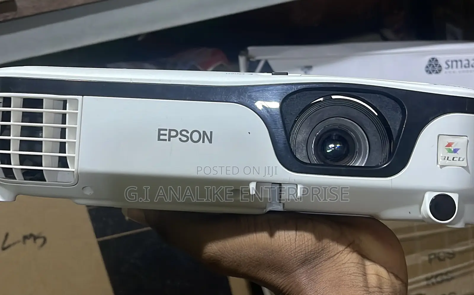 UK Used Epson Ex3212 Svga 3lcd Projector