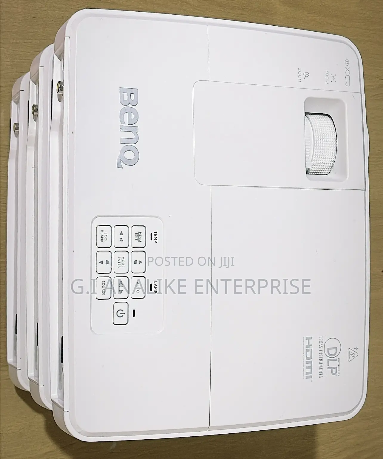 Benq MS527 3300-Lumen SVGA DLP Projector.