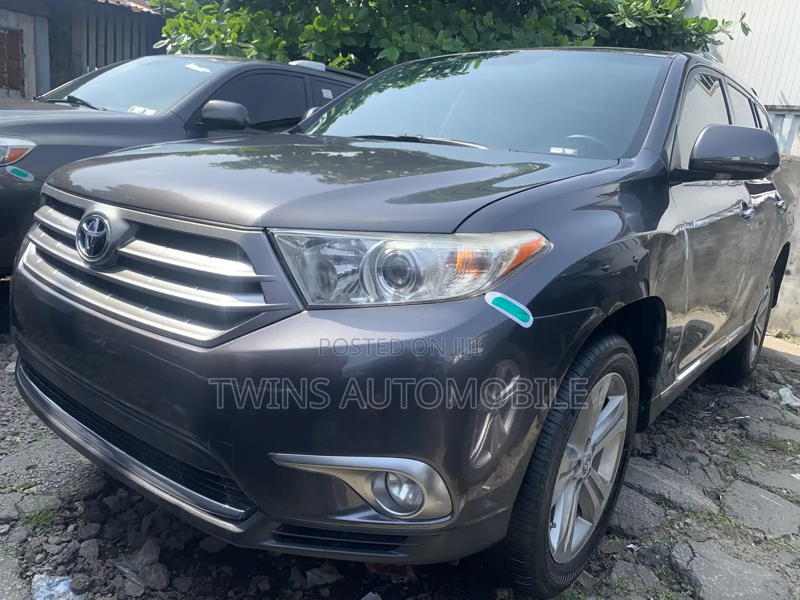 Toyota Highlander Limited 3.5l 4WD 2013 Gray