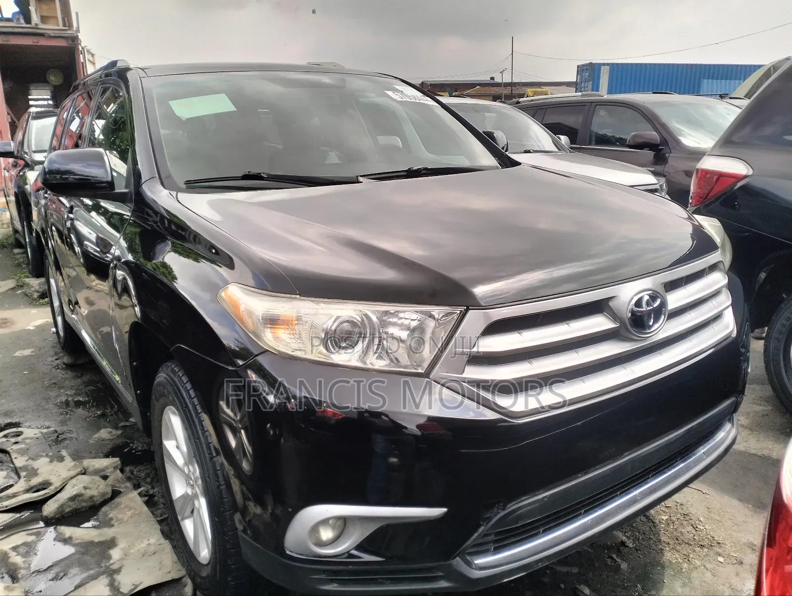 Toyota Highlander 3.5L 4WD 2013 Orange