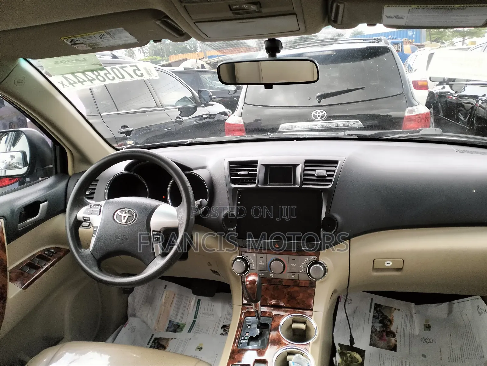 Toyota Highlander 3.5L 4WD 2013 Orange
