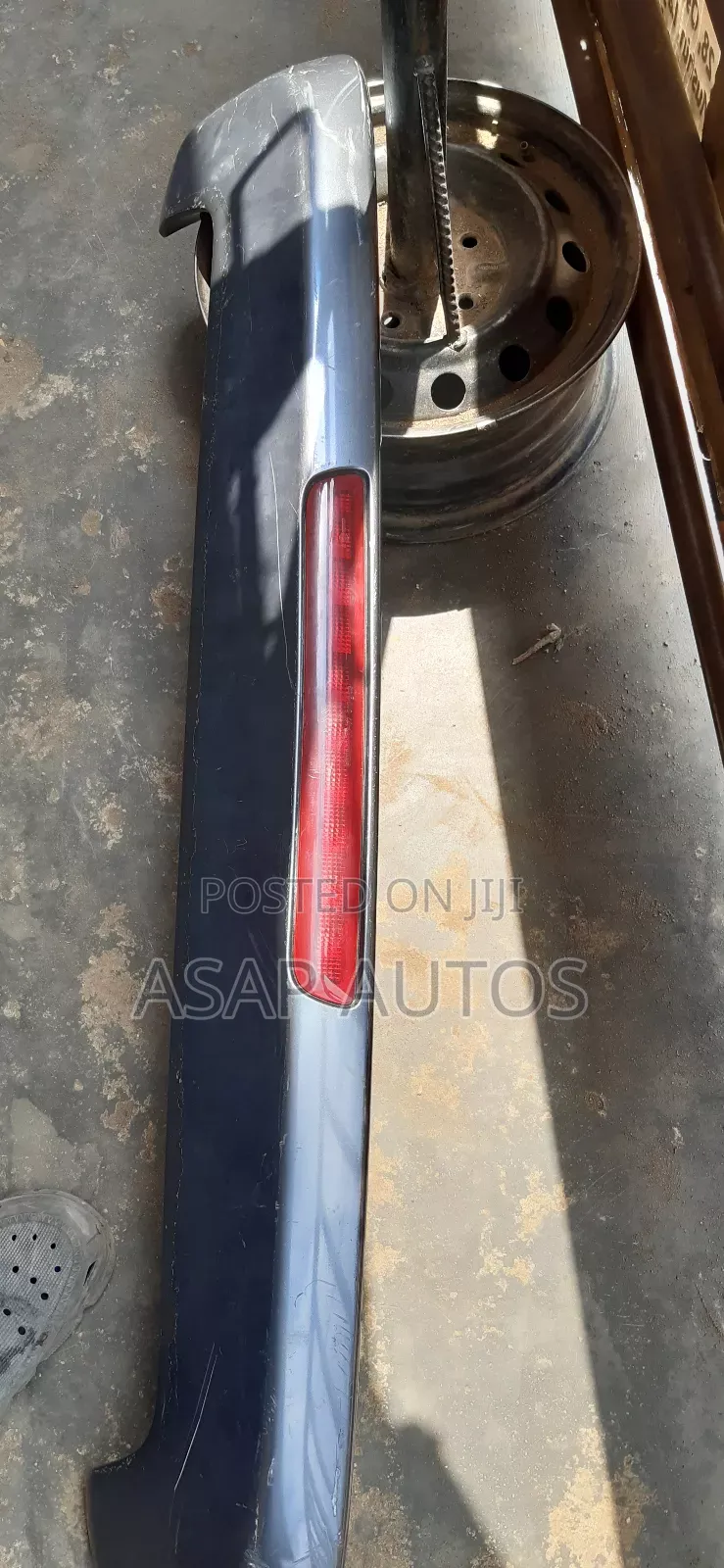 Booth Spoilers for Toyota 4-Runner