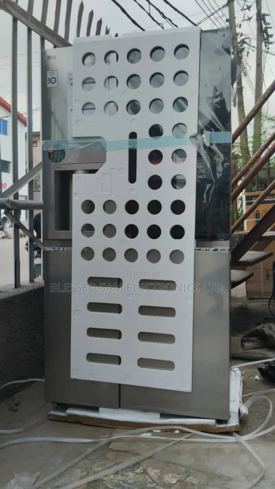 Lg Nok -nok ( Inverter Fridge )Said By Said 674-l >Dispenser