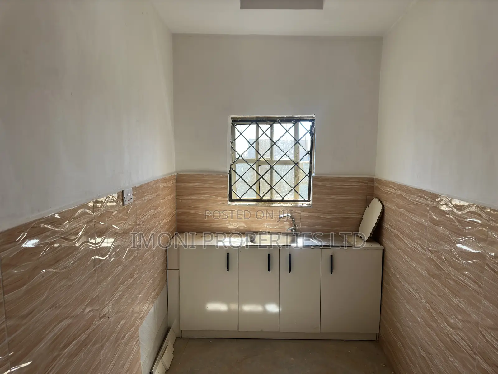 1bdrm Room & Parlour in Freedom Avenue, Dutse-Alhaji for rent