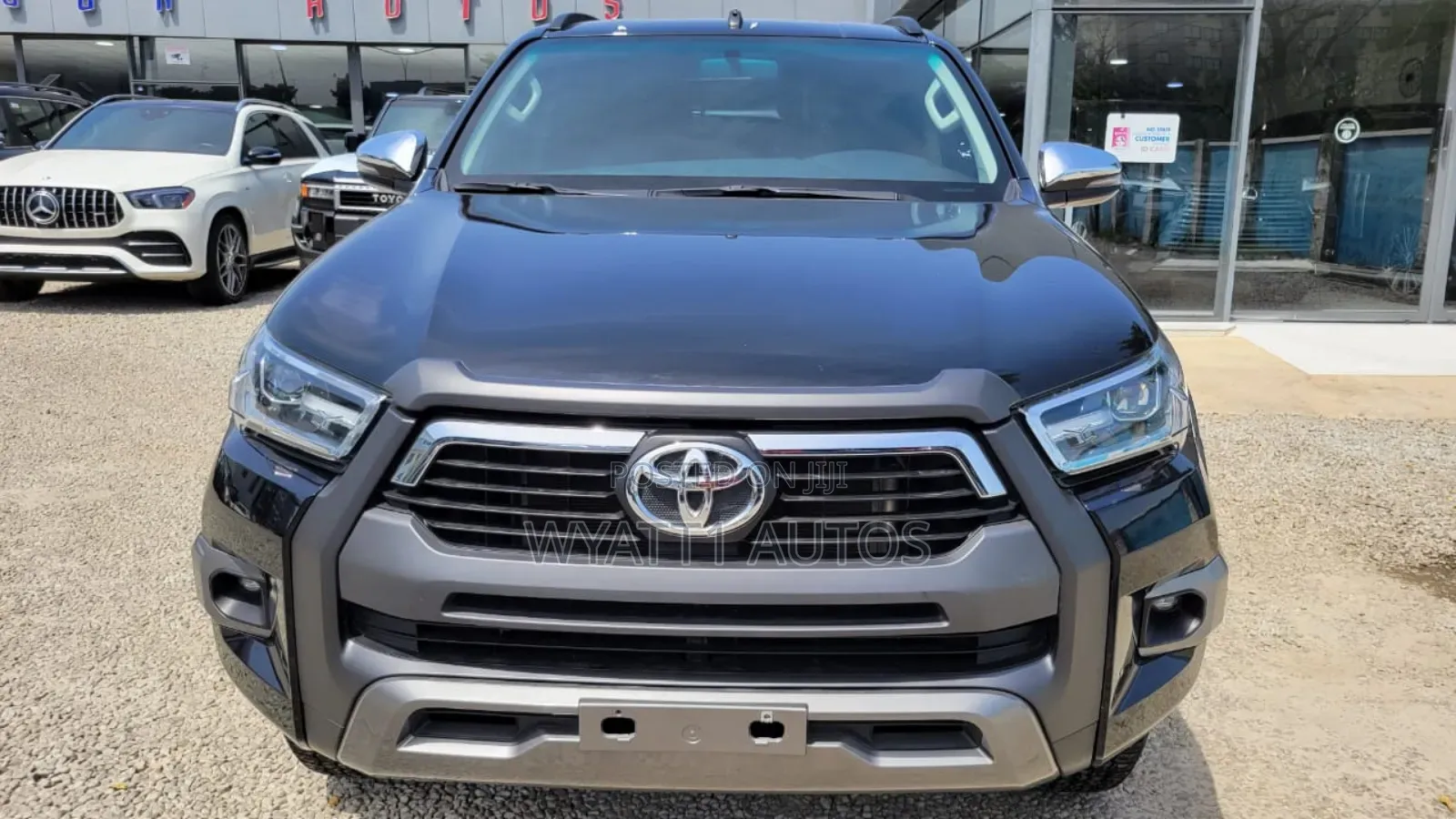 New Toyota Hilux 2023 Black