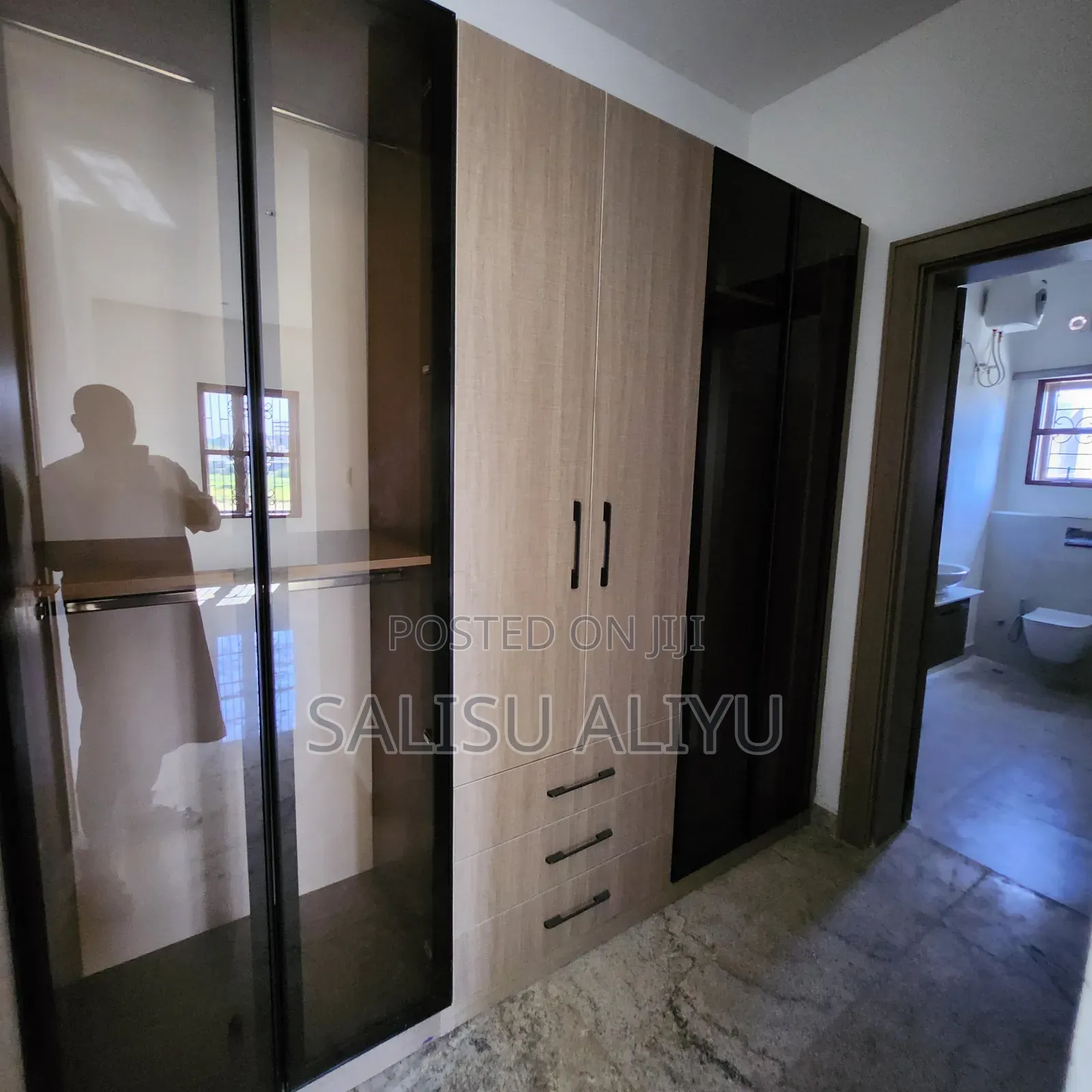 6bdrm Duplex in Kado District for sale