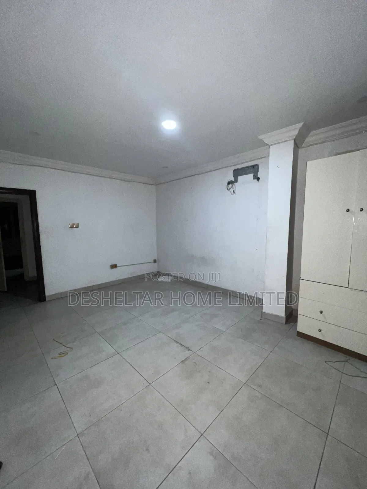 3bdrm Shared Apartment in Tpdc Building, Chevron for rent