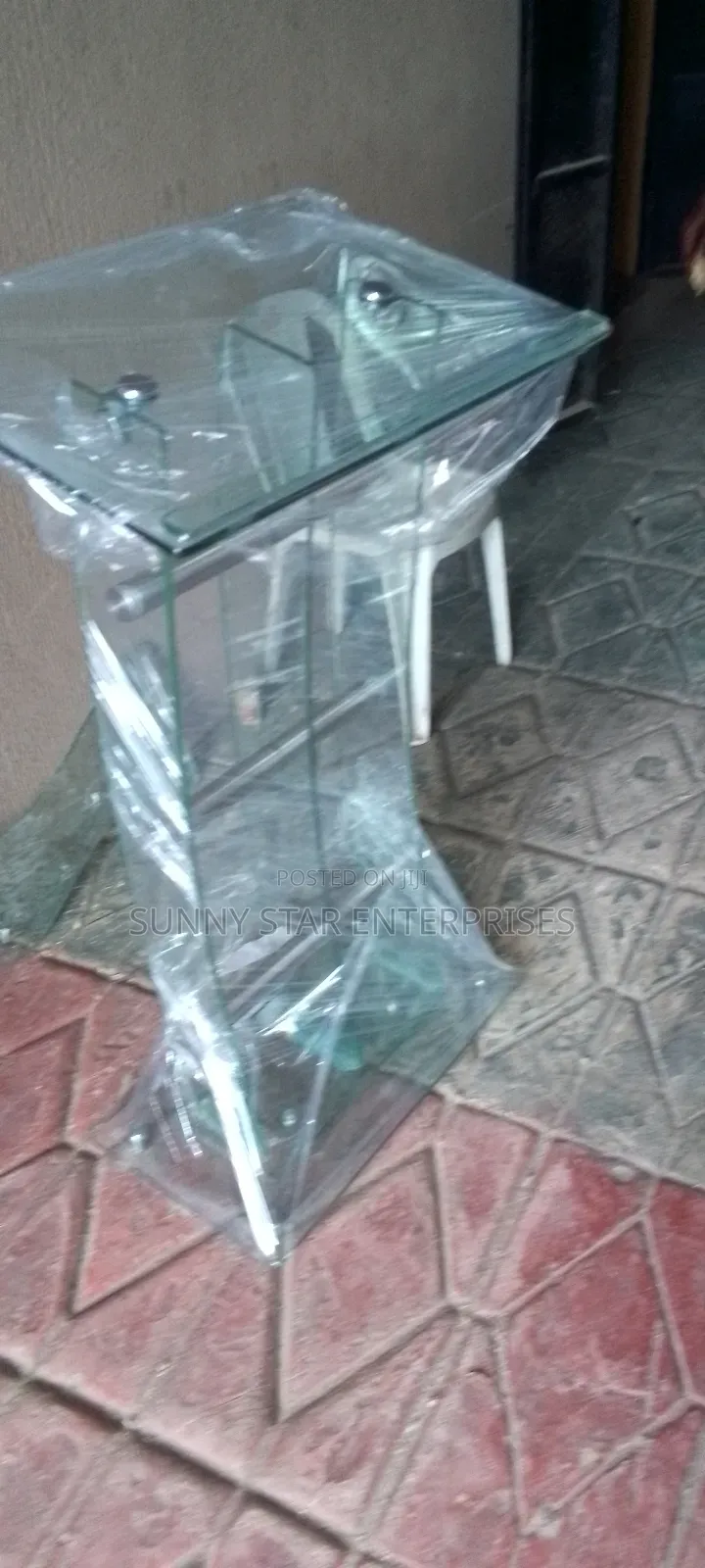 High Quality Executive Glass Pulpit for Church