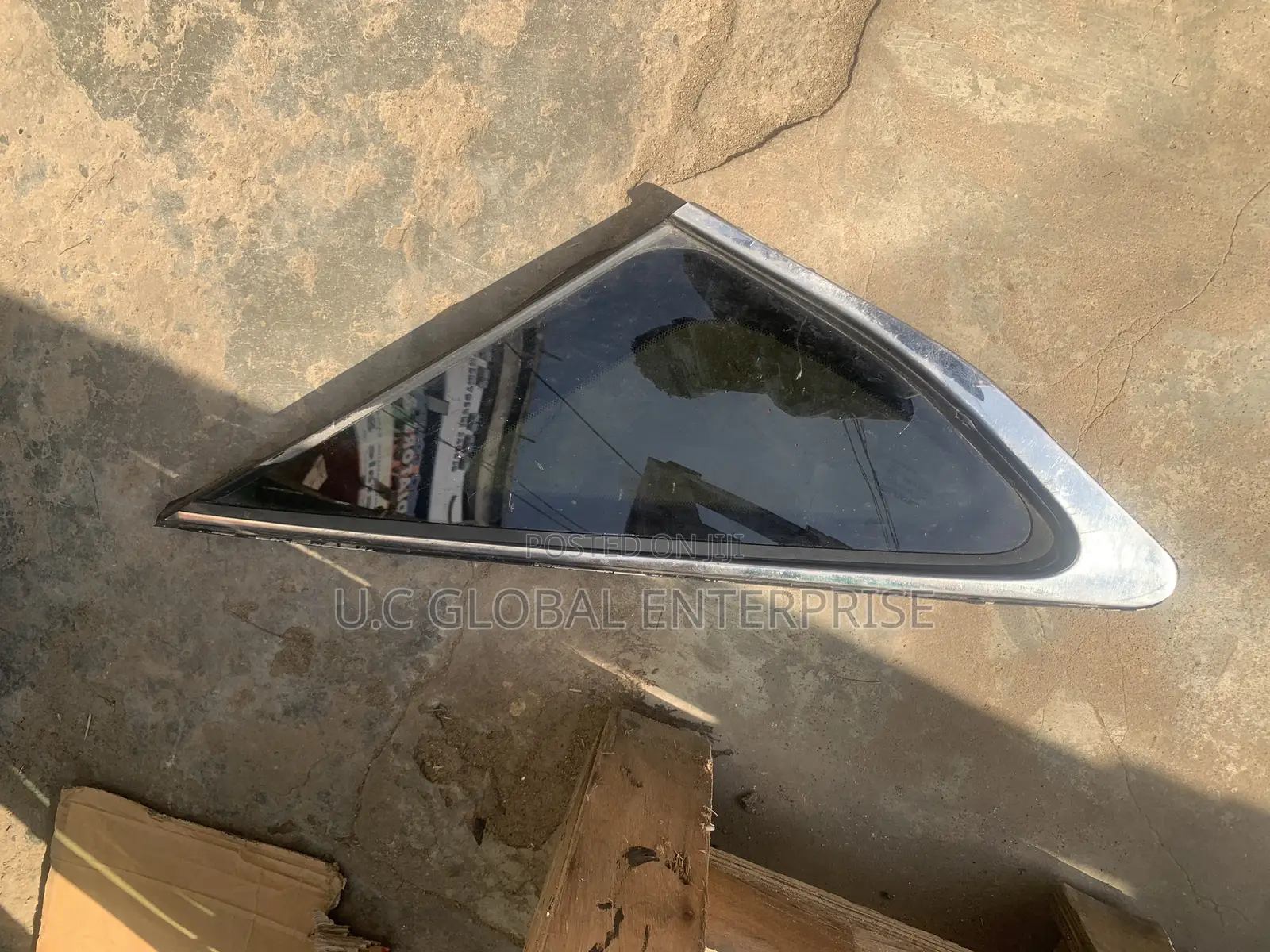 Vent Glass for Rx 350 2015 Available Now Dm