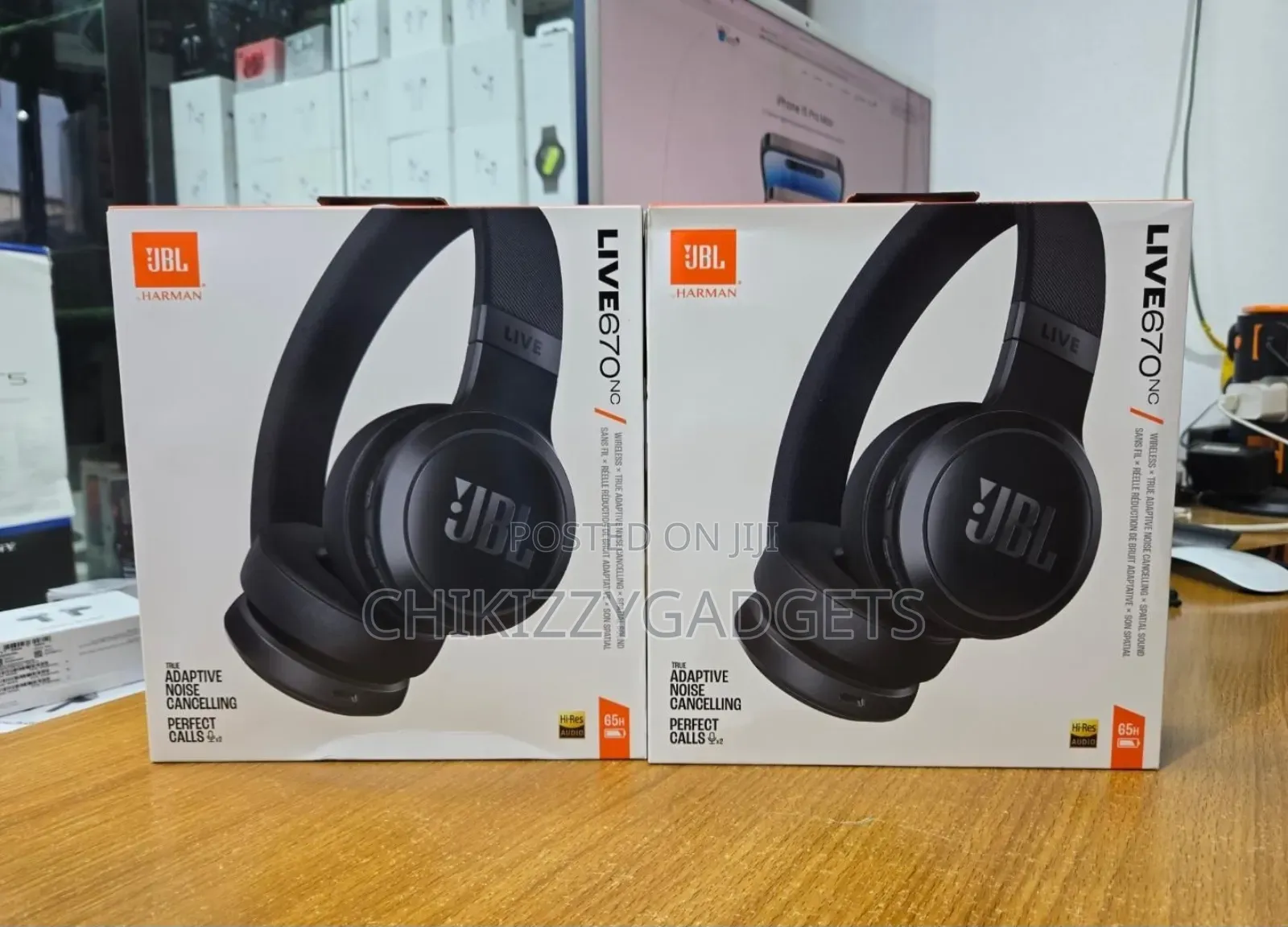Brand New Jbl Live 670 Nc Headphone